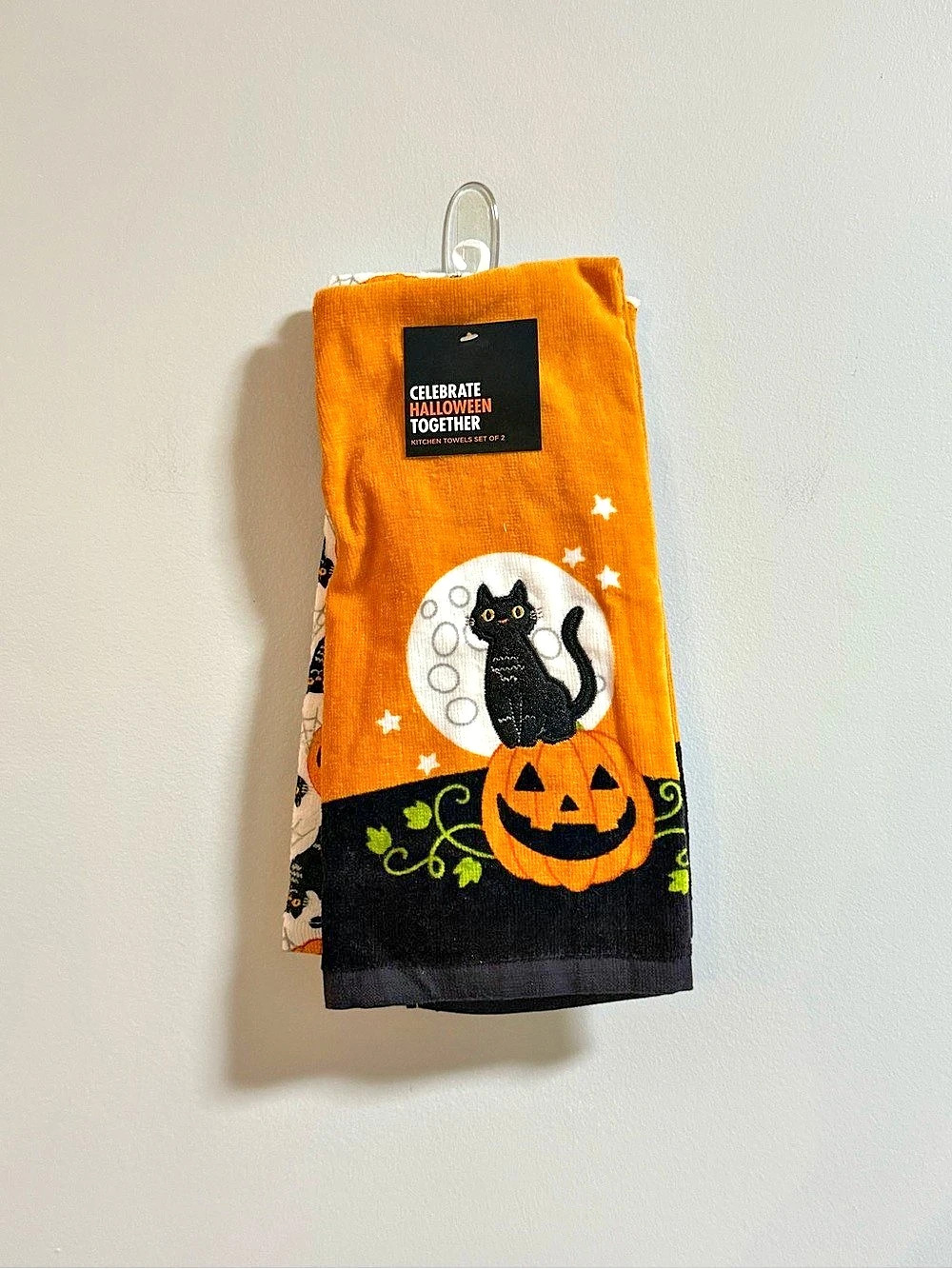 Kohl’s Celebrate Together Halloween Kitchen Towels Set of 2 Black Cat Pumpkin Or